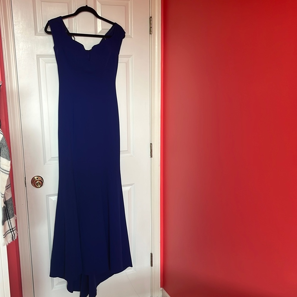 Vince Camuto size 6 navy blue dress